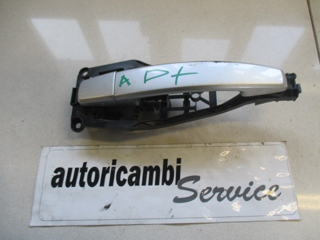 RIGHT FRONT DOOR HANDLE OEM N. 13142770 ORIGINAL PART ESED OPEL ASTRA H RESTYLING L48 L08 L35 L67 5P/3P/SW (2007 - 2009) DIESEL 17  YEAR OF CONSTRUCTION 2007