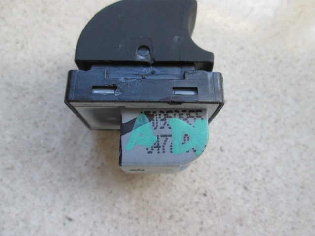 SWITCH WINDOW LIFTER OEM N. 4F0950855 ORIGINAL PART ESED AUDI A3 8P 8PA 8P1 (2003 - 2008)DIESEL 20  YEAR OF CONSTRUCTION 2008