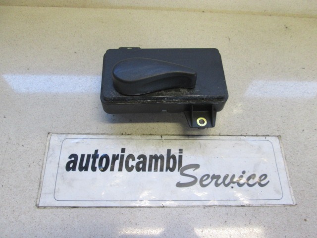 SEAT ADJUSTMENT SWITCH, FRONT OEM N. 8L0959765 ORIGINAL PART ESED AUDI A6 C5 4B5 4B2 RESTYLING BER/SW (2001 - 2004)DIESEL 25  YEAR OF CONSTRUCTION 2003