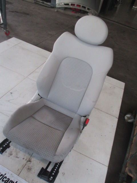 SEAT FRONT PASSENGER SIDE RIGHT / AIRBAG OEM N.  ORIGINAL PART ESED MERCEDES CLASSE C CL203 SPORTCOUPE (2000 - 2008)DIESEL 22  YEAR OF CONSTRUCTION 2005