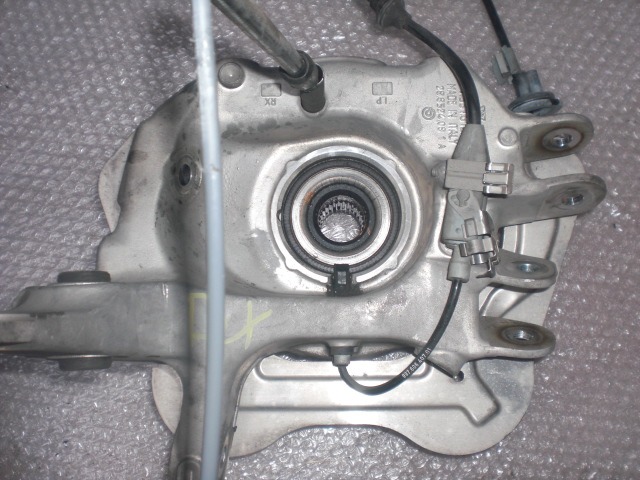 Wheel Carrier, Rear Right / Drive Flange Hub  OEM  PORSCHE CARRERA 997 2S 3.8 261KW(2005 - 2009) 38 BENZINA Year 2006 spare part used