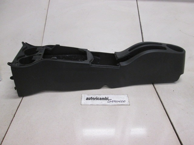 TUNNEL OBJECT HOLDER WITHOUT ARMREST OEM N. 5890152060 ORIGINAL PART ESED TOYOTA URBAN CRUISER (2009 - 2014) DIESEL 14  YEAR OF CONSTRUCTION 2009