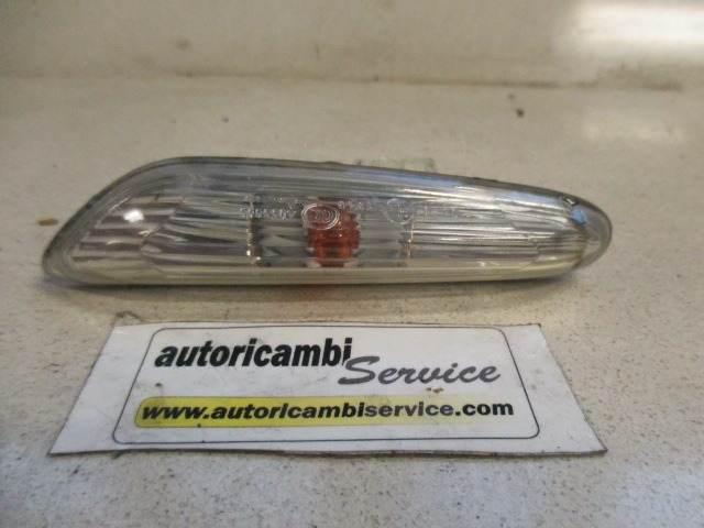 ADDITIONAL TURN INDICATOR LAMP OEM N. 7253325 ORIGINAL PART ESED BMW SERIE 1 BER/COUPE/CABRIO E81/E82/E87/E88 (2003 - 2007)    YEAR OF CONSTRUCTION