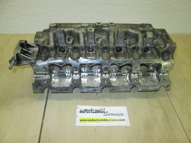 CYLINDER HEADS & PARTS . OEM N. 8200162452 ORIGINAL PART ESED RENAULT SCENIC/GRAND SCENIC (2003 - 2009) DIESEL 19  YEAR OF CONSTRUCTION 2003