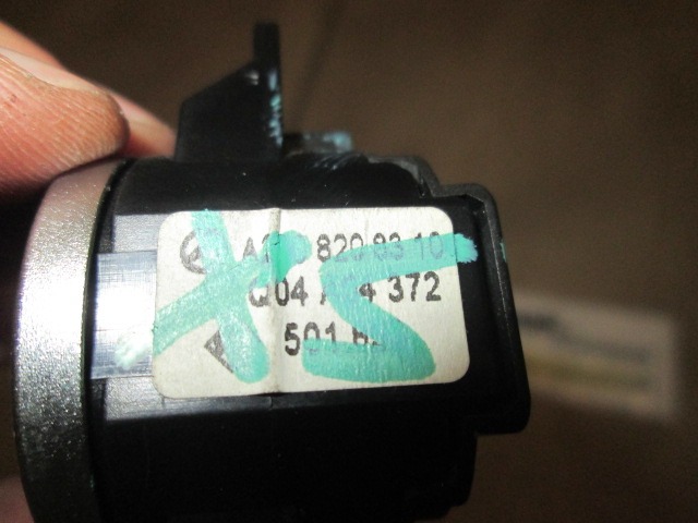 VARIOUS SWITCHES OEM N. 28214951 ORIGINAL PART ESED MERCEDES CLASSE SL R230 (2001 - 2008) BENZINA 50  YEAR OF CONSTRUCTION 2004