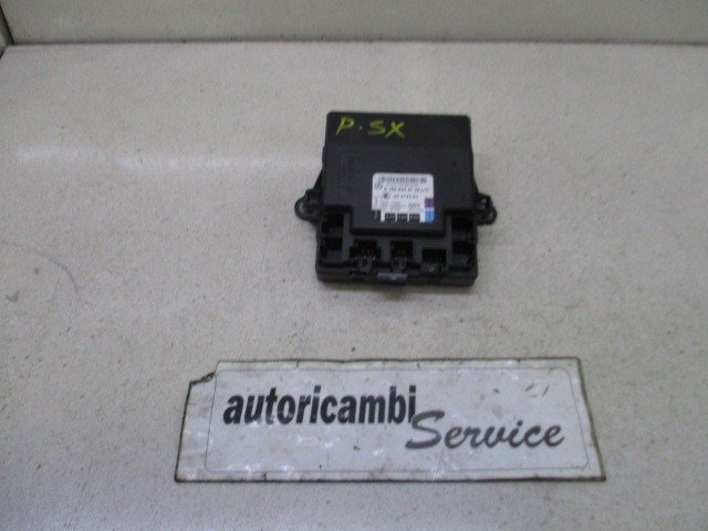 CONTROL OF THE FRONT DOOR OEM N. 1698204726 ORIGINAL PART ESED MERCEDES CLASSE A W169 5P C169 3P (2004 - 04/2008) DIESEL 20  YEAR OF CONSTRUCTION 2004