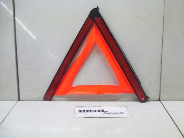 SINGLE TRIANGLE OEM N. A1718900197 ORIGINAL PART ESED MERCEDES CLASSE A W169 5P C169 3P (2004 - 04/2008) DIESEL 20  YEAR OF CONSTRUCTION 2006