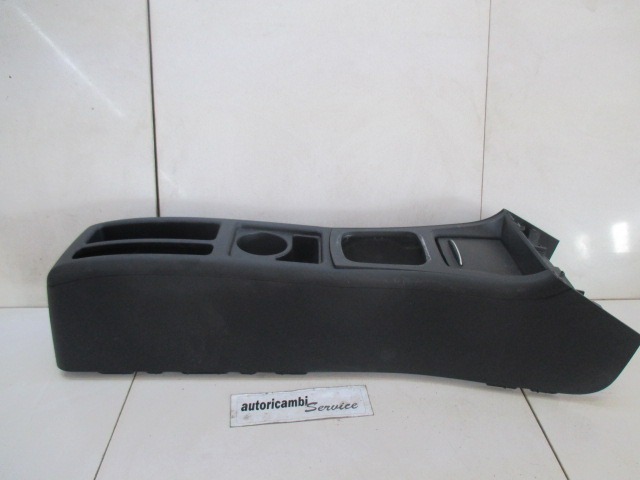 TUNNEL OBJECT HOLDER WITHOUT ARMREST OEM N. 1696800350 ORIGINAL PART ESED MERCEDES CLASSE A W169 5P C169 3P (2004 - 04/2008) DIESEL 20  YEAR OF CONSTRUCTION 2006