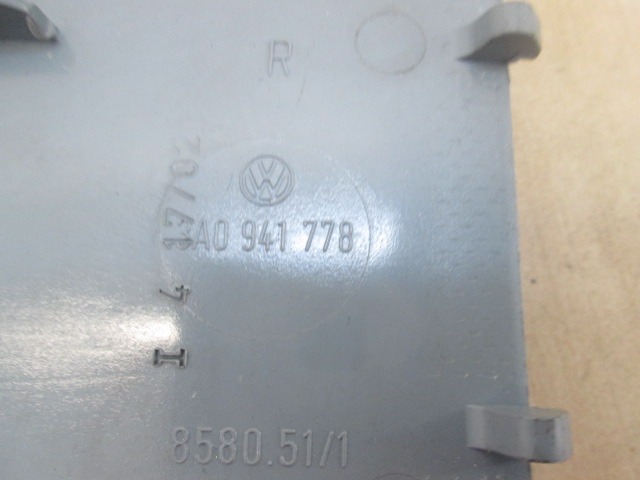 PROTECTIVE RUBBER STRIP, FRONT OEM N. 3A0941778 ORIGINAL PART ESED VOLKSWAGEN PASSAT B3 B4 3A 35I BER/SW (07/1993 - 12/1997) DIESEL 19  YEAR OF CONSTRUCTION