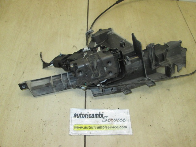 CENTRAL LOCKING OF THE RIGHT FRONT DOOR OEM N. 3M5AR21812AH ORIGINAL PART ESED FORD CMAX MK1 (10/2003 - 03/2007) DIESEL 16  YEAR OF CONSTRUCTION 2005