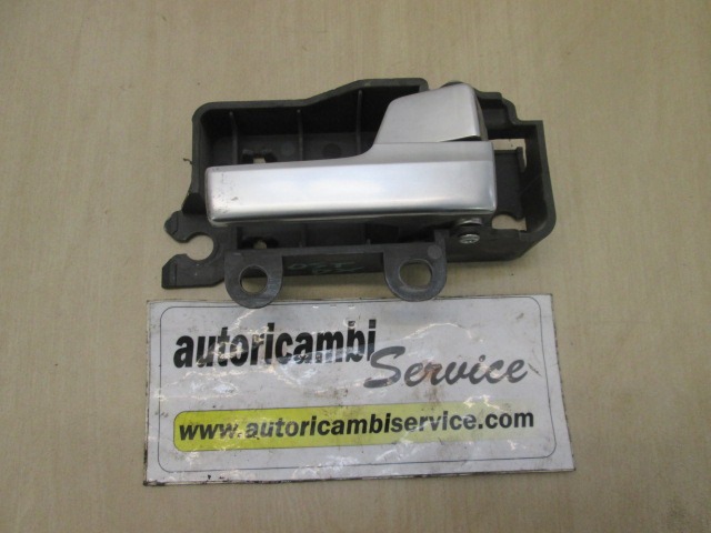 DOOR HANDLE INSIDE OEM N. 3M51-R22600 ORIGINAL PART ESED FORD CMAX MK1 (10/2003 - 03/2007) DIESEL 16  YEAR OF CONSTRUCTION 2005