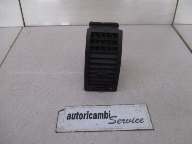 AIR OUTLET OEM N. 6Q0819703 ORIGINAL PART ESED VOLKSWAGEN POLO (2005 - 10/2009) BENZINA 14  YEAR OF CONSTRUCTION 2006