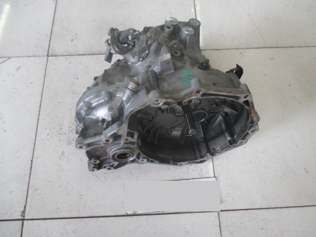 MANUAL TRANSMISSION OEM N. 5495775 ORIGINAL PART ESED OPEL ASTRA H RESTYLING L48 L08 L35 L67 5P/3P/SW (2007 - 2009) DIESEL 17  YEAR OF CONSTRUCTION 2009